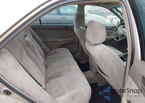 2003 Toyota Camry Le z USA, uszkodzony, nr VIN 4T1BE32K93U178430